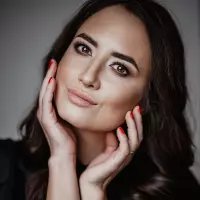 Aneta Bartošová BROWIE'S