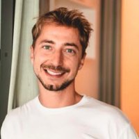 Daniel Dolinaj | Místo Pokoje |  Kraniosakrální terapie | Masáže