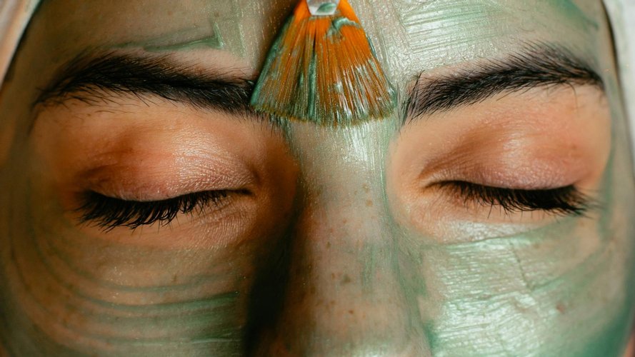 Kosmetika-Lužiny - Gallery Image 1