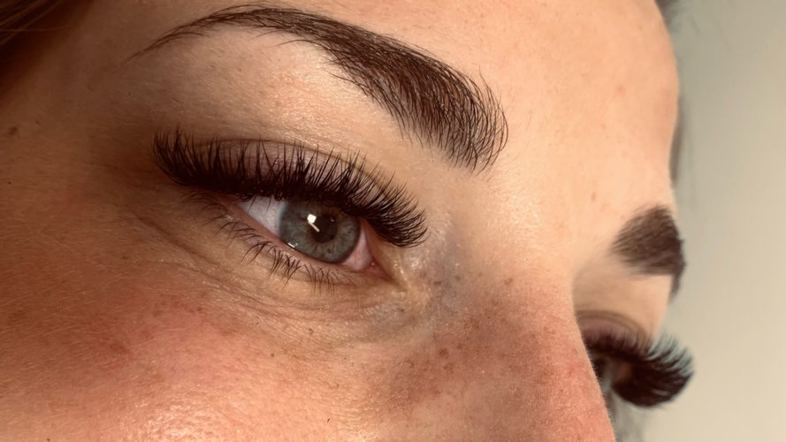 m_horyanska_lashes - Gallery Image 1