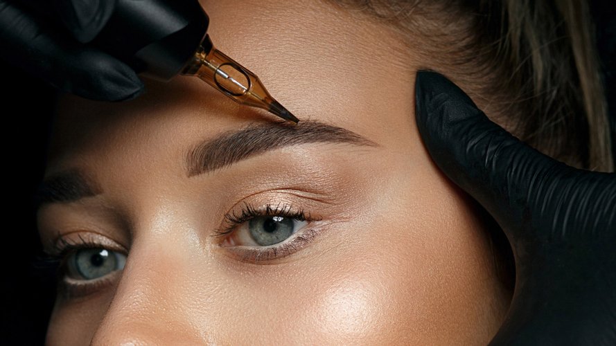 SALON ROYALISS - Gallery Image 1