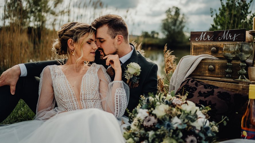 Svatební salon Petronella - Gallery Image 1