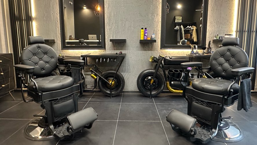 The HUDSON barber - Gallery Image 1